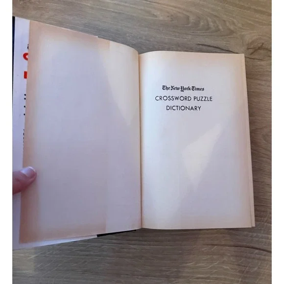 The New York Times Crossword Puzzle Dictionary Hardcover 1974 Vintage Hardcover - Picture 9 of 16
